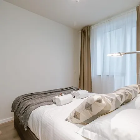 아파트 Cosy 2 Bedroom In *